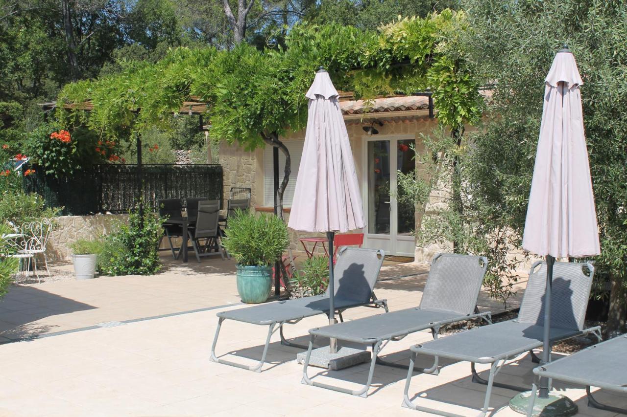 Villa Le Bonheur Au Soleil Saint-Maximin Exterior foto